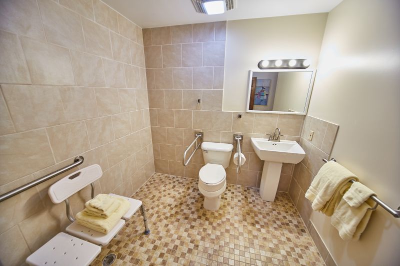 Open Shower with Seating